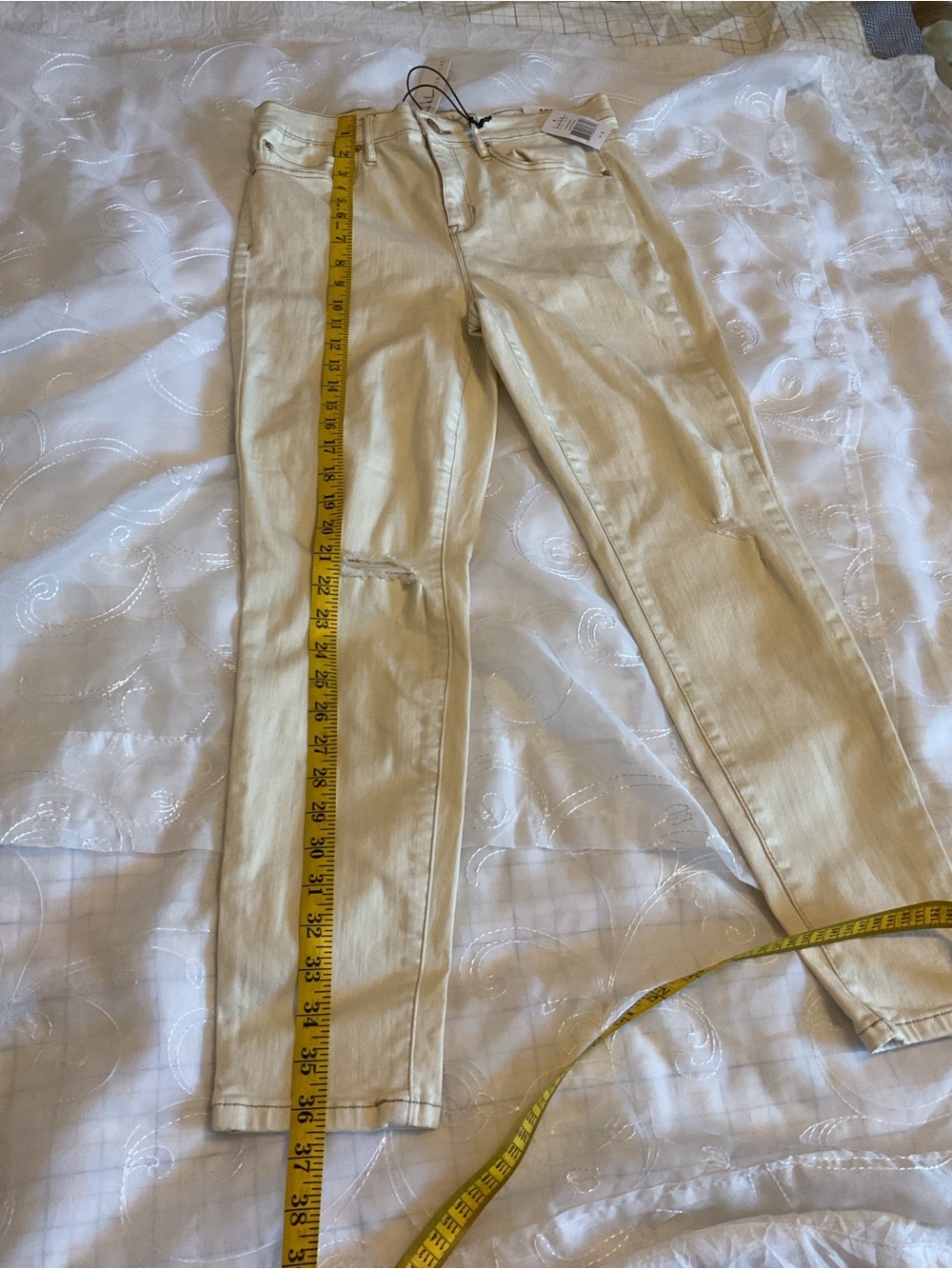 Nicole Miller NWT Womens Winter White Size 8 Distressed Pants - Picture 7 of 10